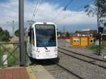 TW 5154 und ein weiteres Fahreug aus der Serie K5000 waren am 23. Juni 2007 auf der Straenbahnlinie 3 im Einsatz. Hier bei der Einfahrt in die Haltestelle Wischheimer Strae in Kln-Buchheim.