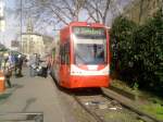 K4500 der Klner Verkehrsbetriebe an der Haltestelle Barbarossa Platz.