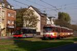 GT8SU 3210 und 3202 zwischen der Haltestelle  Dominikus-Krankenhaus  und  Nikolaus-Knopp-Platz  in Dsseldorf am 02.10.2011