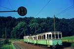 END Straßenbahn Esslingen-Nellingen-Denkendorf__Die aber auch nach Scharnhausen und Neuhausen fuhr.__3-Wagenzug mit Bw 35 und 26 nach Neuhausen in der Haltestelle Scharnhausen.__09-06-1976