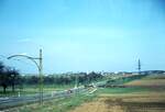 END Straßenbahn Esslingen-Nellingen-Denkendorf__Die aber auch nach Scharnhausen und Neuhausen fuhr.__Strecke von Nellingen nach Denkendorf. Blick nach Nellingen.__23-04-1973