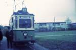 Straßenbahn Reutlingen__Tw 51 [ME 1928] auf Linie 4 in der Endschleife Orschel-Hagen.__Mai 1970