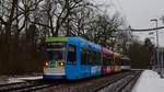 Triebwagen 9874  LuisenCenter  der Darmstädter Straßenbahn hält als Linie 9 zum Böllenfalltor gerade an der Station Waldfriedhof.