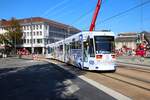 HEAG mobilo Straßenbahn Darmstadt Adtranz ST13 Wagen 9860 am 07.09.24 in der Innenstadt