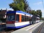 Wagen 9860 an der Endhaltestelle in Darmstadt Kranichstein.