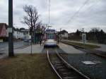 Eine Darmstdter Straenbahn steht am 08.02.09 in Kranichstein 