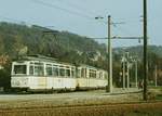 21.10.1984, Dresden, als die Straßenbahn noch über die Loschwitzer Brücke, das  Blaue Wunder  fahren konnte, hatte die Linie 4 ihren Endpunkt in Pillnitz.