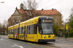 12. April 2012, Dresden, am Pohlandplatz fährt Tw 2904 nach Strießen