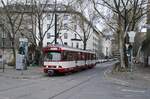 Am 14.11.2021 war die Ausstellung  125 Jahre Rheinbahn  im ehemaligen Straßenbahndepot Am Steinberg zum letzten Mal in diesem Jahr geöffnet. Aus diesem Anlass verkehrten 4 historische Triebwagen als kostenlose Zubringer zwischen dem Düsseldorfer Hauptbahnhof und dem Depot. Zu den eingesetzten Fahrzeugen gehörte auch der GT8SU 3206, der gerade die Haltestelle Mintropplatz verlässt.