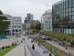 Die Haltestelle Schadowstraße in Düsseldorf, am 07.10.2024.