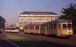 Düsseldorf - Tw 2263 (ex 1263, 1963 ex 4x-Tw 1253 und 1258) im Frühsommer 1980 auf dem Jan-Wellem-Platz.