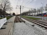 Gleisbauarbeiten mit Austausch der gesamten Gleise und Weichen am 01.04.2021 an der Endhaltestelle Europaplatz im Norden von Erfurt.
