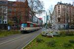 VGF Düwag Pt-Wagen 138 am 10.12.22 in Frankfurt am Main als Weihnachtsmarkt Tram