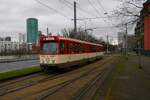 VGF Straßenbahn Frankfurt am Main Düwag Pt-Wagen 138 am 21.12.24 auf der Linie 20