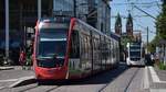 Straßenbahn mit Begegnungen CAF Urbos Nr.