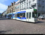 VAG Freiburg i.B. - Strassenbahn DUEWAG GT8Z Nr.266 unterwegs auf der Linie 2 in der Stadt Freiburg am 2024.06.07