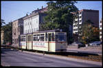Tram Bahn Verkehr am 3.10.1990 in Gotha. Gelenktriebwagen 206 ist hier auf der Linie 1 in Richtung Hauptbahnhof unterwegs.
