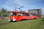 Straßenbahn Gotha / Thüringerwaldbahn: Tatra KT4D der Thüringerwaldbahn und Straßenbahn Gotha GmbH - Wagen 310, aufgenommen im Mai 2016 am Hauptbahnhof von Gotha.