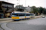 Der ex-Mannheimer GT6 443 verläßt im Frühjahr 1993 die Haltestelle vor dem Gothaer Hauptbahnhof in Richtung Tabarz/Waltershausen, Der Triebwagen wurde 2006 nach einem Unfall
