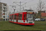 Duewag/Siemens MGT6D, Wagen 651, als Zusatzfahrt in der Wolfsburger Straße, kurz vor der Haltestelle An der Eselsmühle in Halle (Saale).
Diese zusätzliche Straßenbahn bindet Halle-Neustadt morgens an mehrere Schulen in der Südstadt an, die wegen der baubedingt eingestellten S-Bahn-Linie S7 für die Schüler deutlich schlechter erreichbar sind. Waren es mit der S-Bahn nur 5 Minuten, müssen nun mindestens 30 Minuten Fahrzeit für den Schulweg eingeplant werden.

🧰 Hallesche Verkehrs-AG (HAVAG)
🚋 Linie 8<sup>E</sup> Soltauer Straße–Elsa-Brändström-Straße
🕓 26.3.2021 | 7:02 Uhr