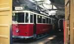 Kirnitzschtalbahn__Tw 9 [T2, Bautzen 1925; ex Lockwitztalbahn 1979] in der Wagenhalle in Bad Schandau.__11-05-1990