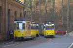 Zug zum Lichtenhainer Wasserfall am Depot der Kirnitzschtalbahn.