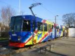 SWK 832 am 21.3.2009 an der Endhaltestelle der Linie 043 am Uerdinger Bahnhof