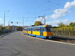 L 2122 als Linie 1 (Lausen - Schönefeld), am 24.10.2020 in der Kurt-Kresse-Straße.