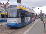 LVB Wagen 1311 hinter einem weiteren Wagen als 15 Meusdorf - am Goerdelerring,2.7.13