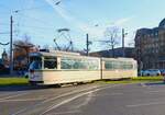 RNV Straßenbahn Mannheim mit Düwag Typ Mannheim Wagen 455 am 30.11.24 in der Innenstadt als Adventsexpress