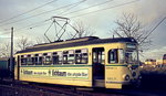 Der heutige Museumstriebwagen 77 der OEG wartet Anfang Januar 1975 in Mannheim Kurpfalzbrücke auf seinen nächsten Einsatz