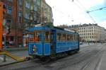 Leider hat der Motor des A-Wagens 256, Baujahr 1901/Umbau 1976 in Pasing gestreikt, sodas er quer durch die Stadt zum Depot II in der Steinstrae gezoden werden musste. (15.11.08, Max-Weber-Platz)