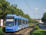 München R3.3 2214 als Linie 21 beim Göthe Institut, 19.07.2016. 