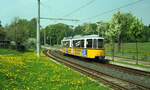 Straßenbahn Nordhausen__Tw 80 [GT4; ME 1962 ex SSB 577; 1991 nach Nordhausen] verläßt die Endstelle Nordhausen/Ost in Richtung Innenstadt.__05-2000