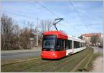 Die Nrnberger Variobahn GTV6 1202 im Einsatz auf der Linie 8.