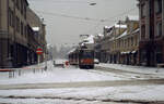 Potsdam VIP SL 5 (KT4D 0118) Friedrich-Ebert-Straße / Charlottenstraße im Februar 1991. - Im Hintergrund sieht man undeutlich das Nauener Tor. - Scan eines Diapositivs. Film: AGFA Excl. 200 CT. Kamera: Leica CL.