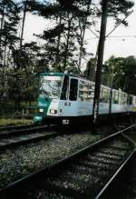 Im Mrz 2001 passieren Tw 152/252 den Abzweig  Am Stern  in Richtung Kirchsteigfeld, Marie-Juchacz-Strae als Expresslinie X98.
