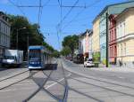 Rostock RSAG SL 1 (DÜWAG/DWA-6NGTWDE 689) Doberaner Strasse / Doberaner Platz am 16. Juli 2013.