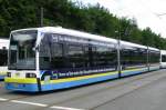 Straenbahn-Zug Nr. 815 der Nahverkehr Schwerin -NVS- mit Werbung fr die Immobilienmaklervereinigung  ivd , Schwerin 24.05.2008