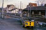 Der frühere Bahnhof Möhringen Filderbahn erscheint uns zusammen mit dem Rest eines Stuttgarter GT4 wie eine unwirkliche Welt (Datum unbekannt, evtl. 1985 ?). 