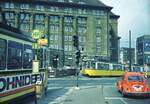 SSB Stuttgart__Letzter Betriebstag der Linie 10. DoT4-Zug der Linie 10 begegnet an der Haltestelle 'Hbf Nordausgang' einem der Eröffnungszüge der unterirdischen Strecke mit GT4 404 an der Spitze.__09-04-1976