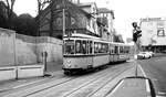 SSB Stuttgart__E-Wagen__Tw 758 mit B2 als E-Wagen stadteinwärts in der Haltestelle 'Karl-Pfaff Str.' auf der Oberen Weinsteige.__03-1976 