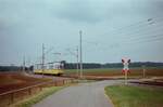 Zug der Stuttgarter Straßenbahnlinie 3 nach Plieningen zwischen den Stationen Landhaus und Plieningen (1983). Früher war das eine Linie der Filderbahn. 