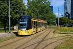 VGF Straßenbahn Frankfurt Alstom Citadis SX05 T-Wagen 305 am 17.07.23 in Frankfurt am Main