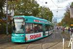 VGF Bombardier Flexity Classic S-Wagen 205+2xx als Stadionverkehr Linie 20 am 02.11.19 in Frankfurt Oberforsthaus 