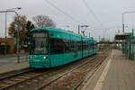 VGF Bombardier Flexity Classic S-Wagen 241 am 21.11.21 in Frankfurt am Main Riederhöfe