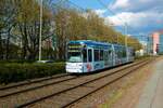 VGF Bombardier Flexity Classic S-Wagen 272 am 10.04.22 in Frankfurt