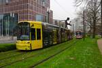 VGF Bombardier Flexity Classic S Wagen 259 am 30.03.24 in Frankfurt am Main Messe als Sonderlinie 10