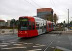 VGF Straßenbahn Frankfurt am Main Bombardier Flexity Classic S-Wagen 246 am 21.12.24 als Linie 21