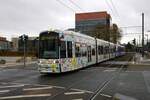 VGF Straßenbahn Frankfurt am Main Bombardier Flexity Classic S-Wagen 252 und 2xx am 21.12.24 als Linie 20